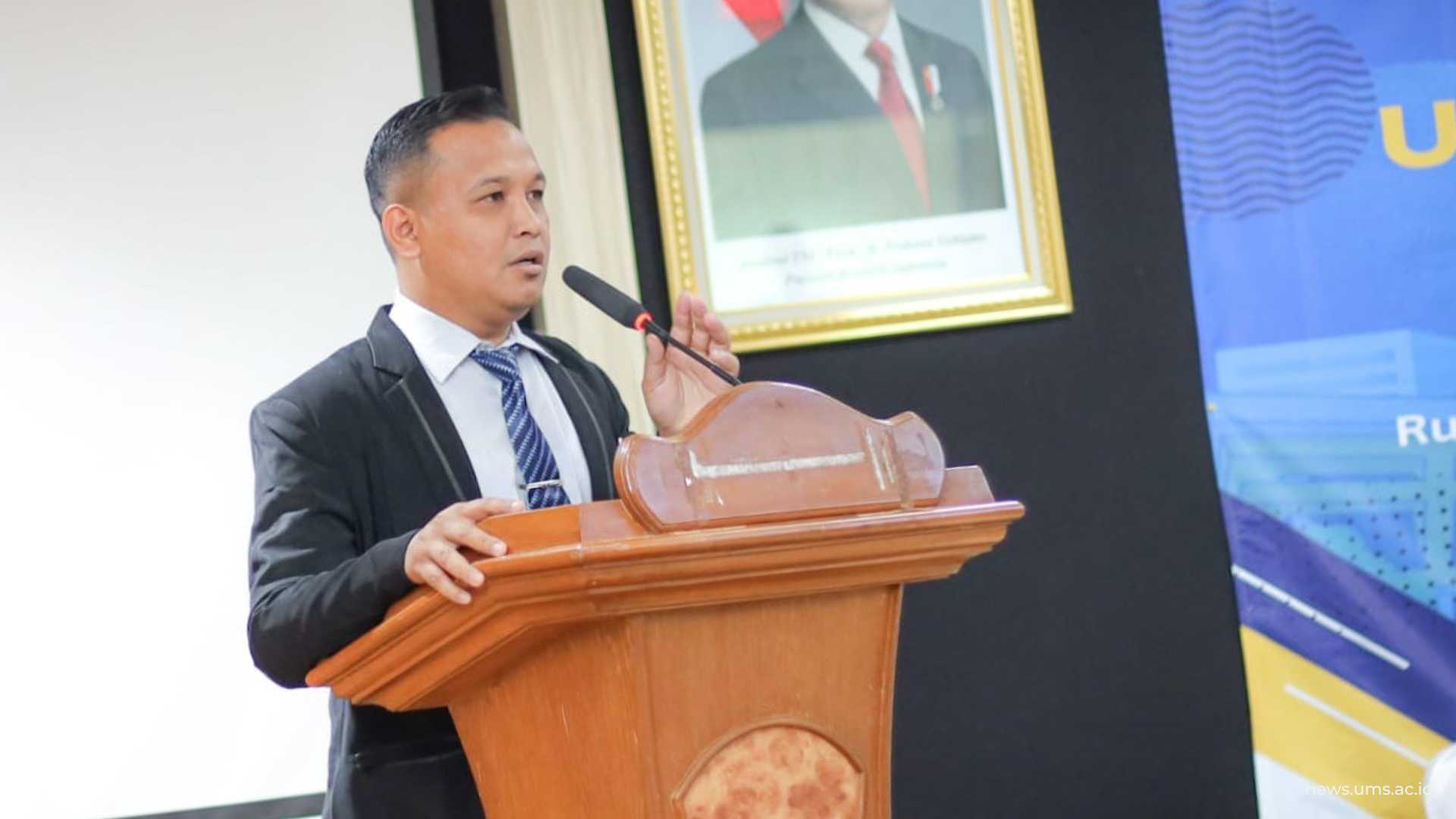 Calon alumni saat menyampaikan kesan dan pesan selama menempuh studi
