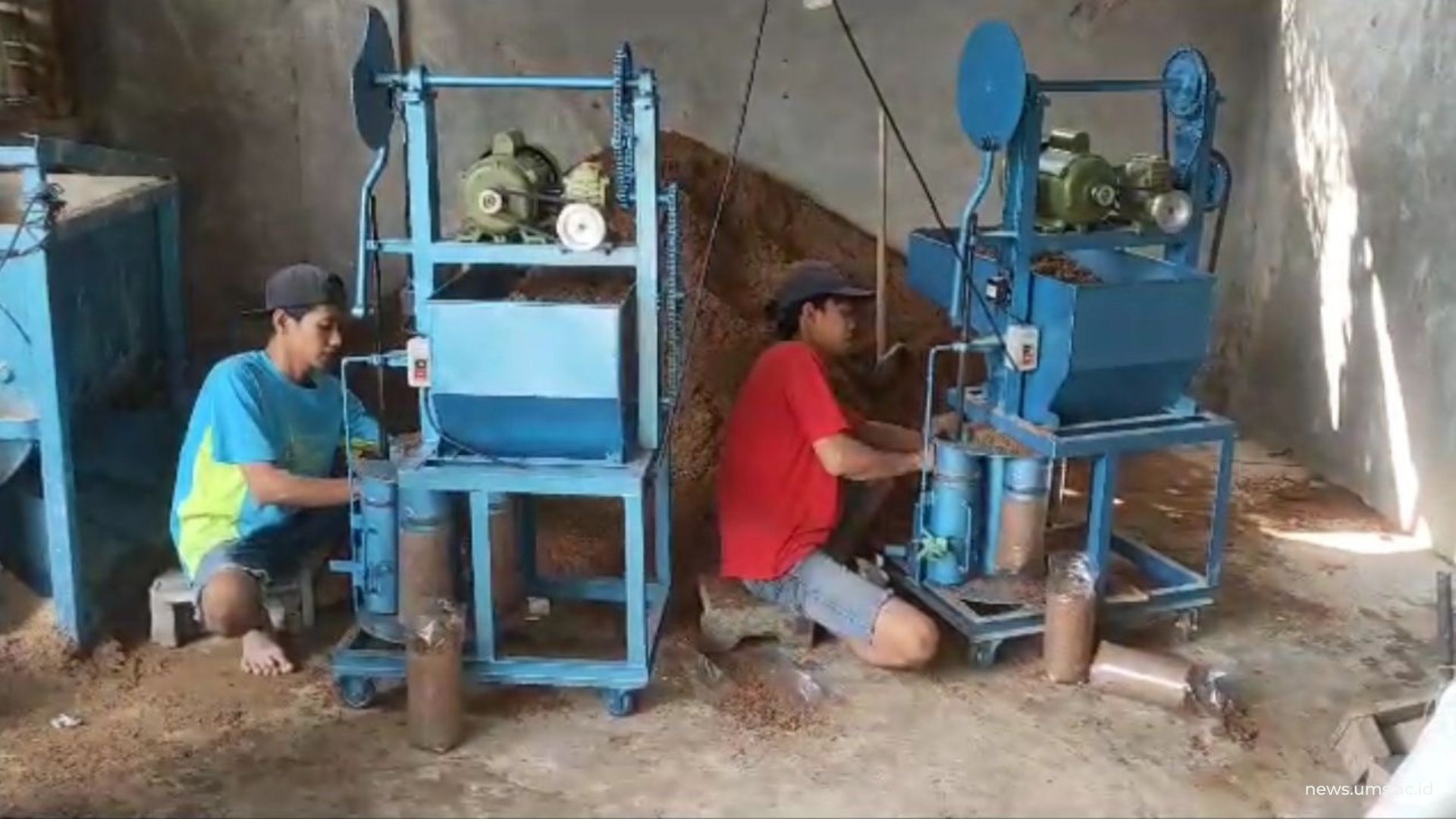 Alat Pengolah Limbah Kayu