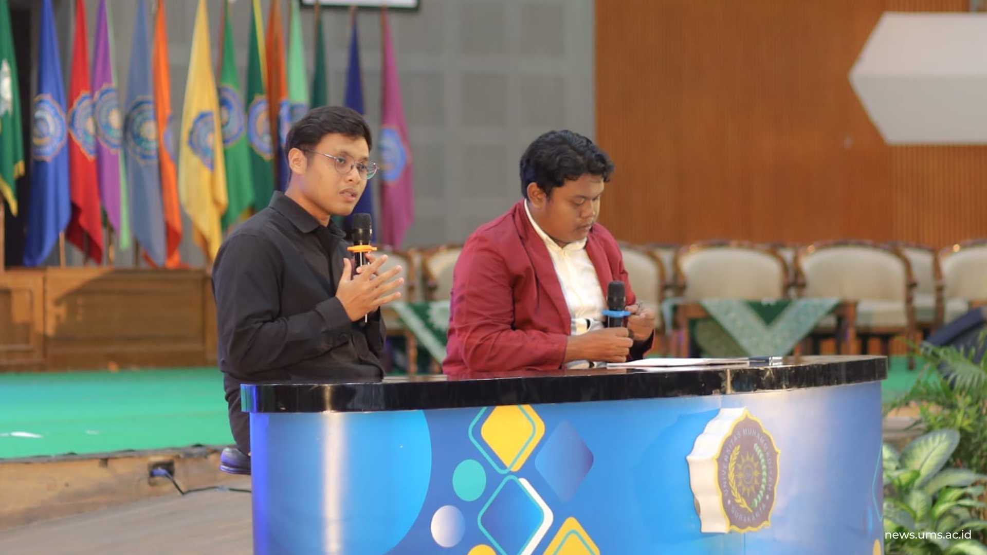 Sandya Mahendra menyampaikan tentang organisasi Muhammadiyah