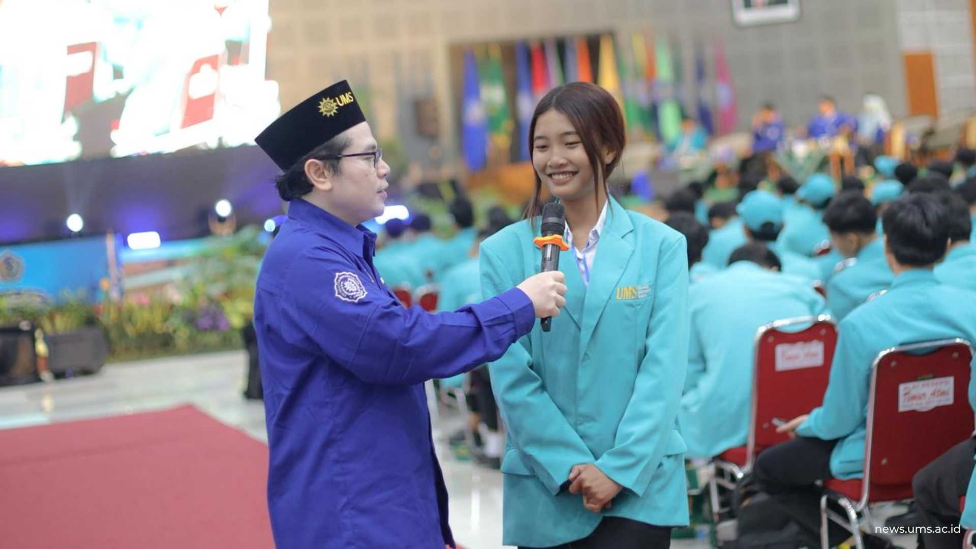 Aventia Putri Luna Suryana, Mahasiswa Baru Program Studi Manajemen Yang Beragama Katolik