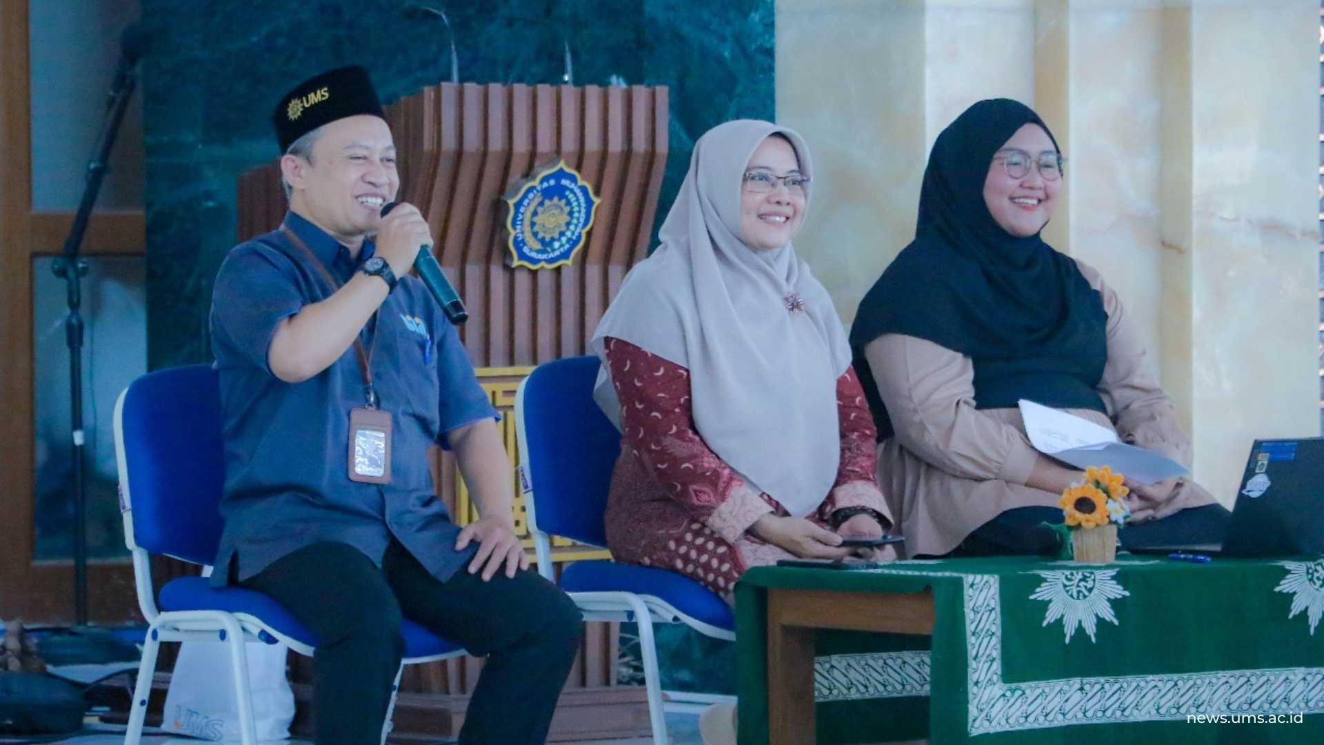 Ratnanto Fitriadi, S.T., M.T., Kabag Admisi dan Akademik memberikan sambutan kepada 322 siswa dan 25 Gurr Pendamping, Kamis (4/9)