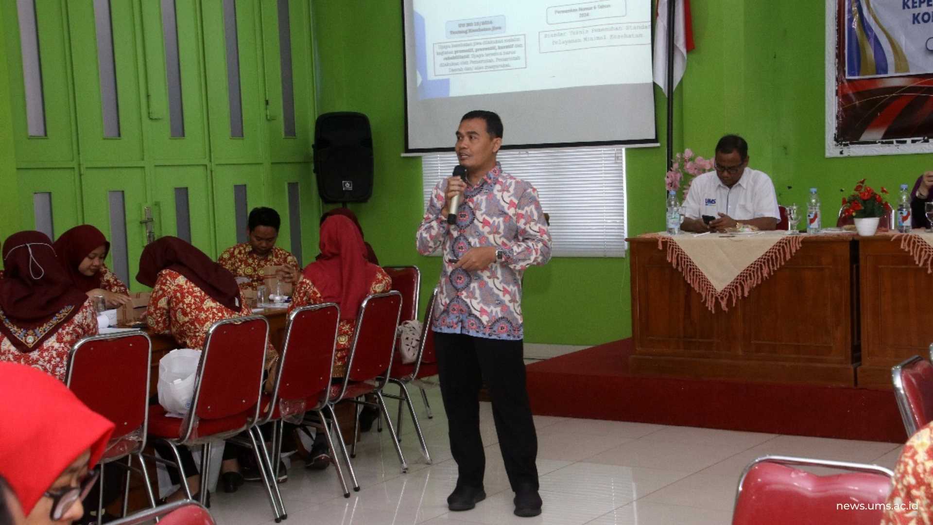 Penyampaian materi kedua oleh dr. Sugeng Triyono M.Si berperan sebagai narasumber yang mewakili dari aspek medis