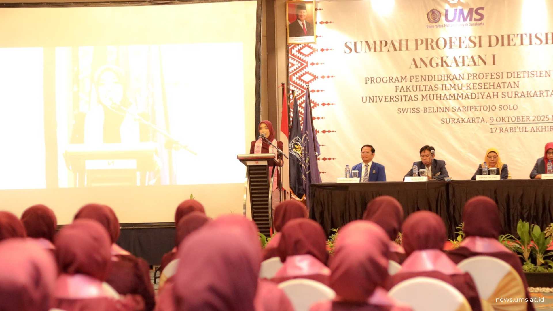 Tsania Izza Alfadila  Menyampaikan Sambutan Mewakili Para Lulusan Pendidikan Profesi Dietisien