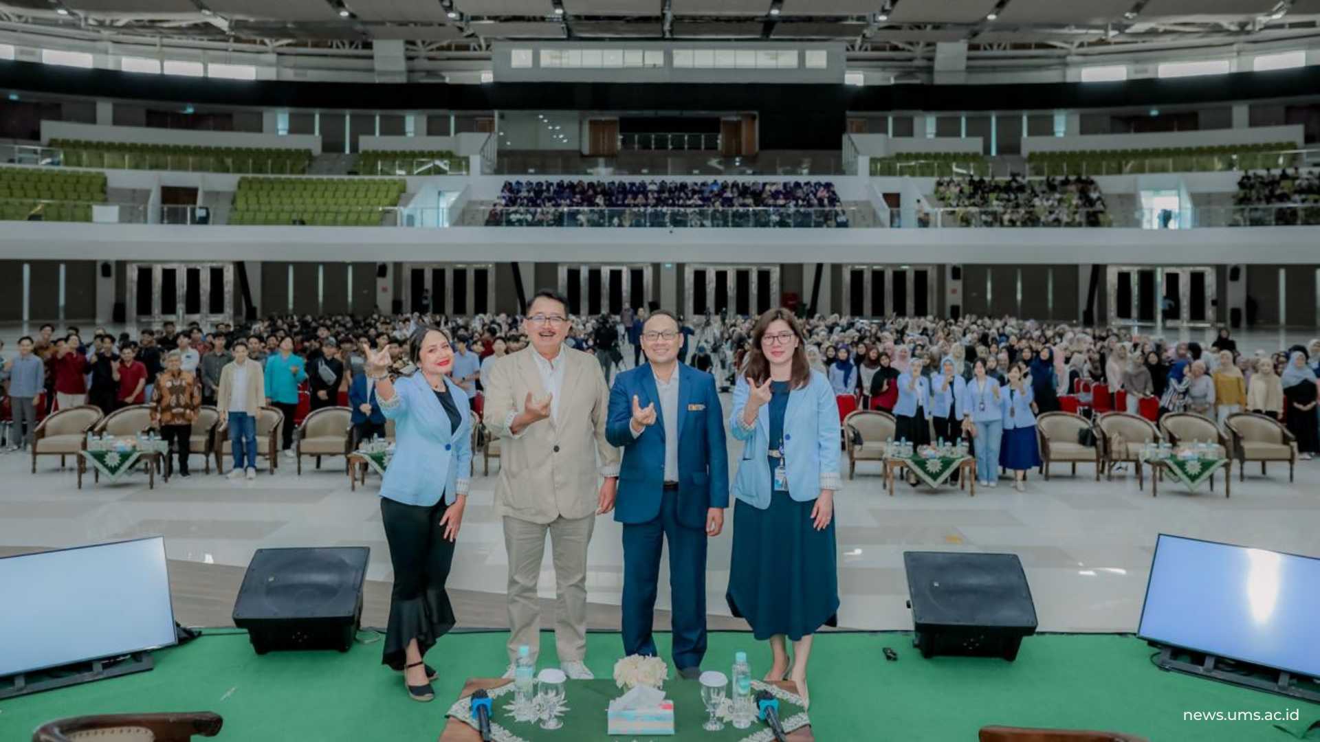 Foto bersama program BBI di Gedung Edutorium KH Ahmad Dahlan UMS