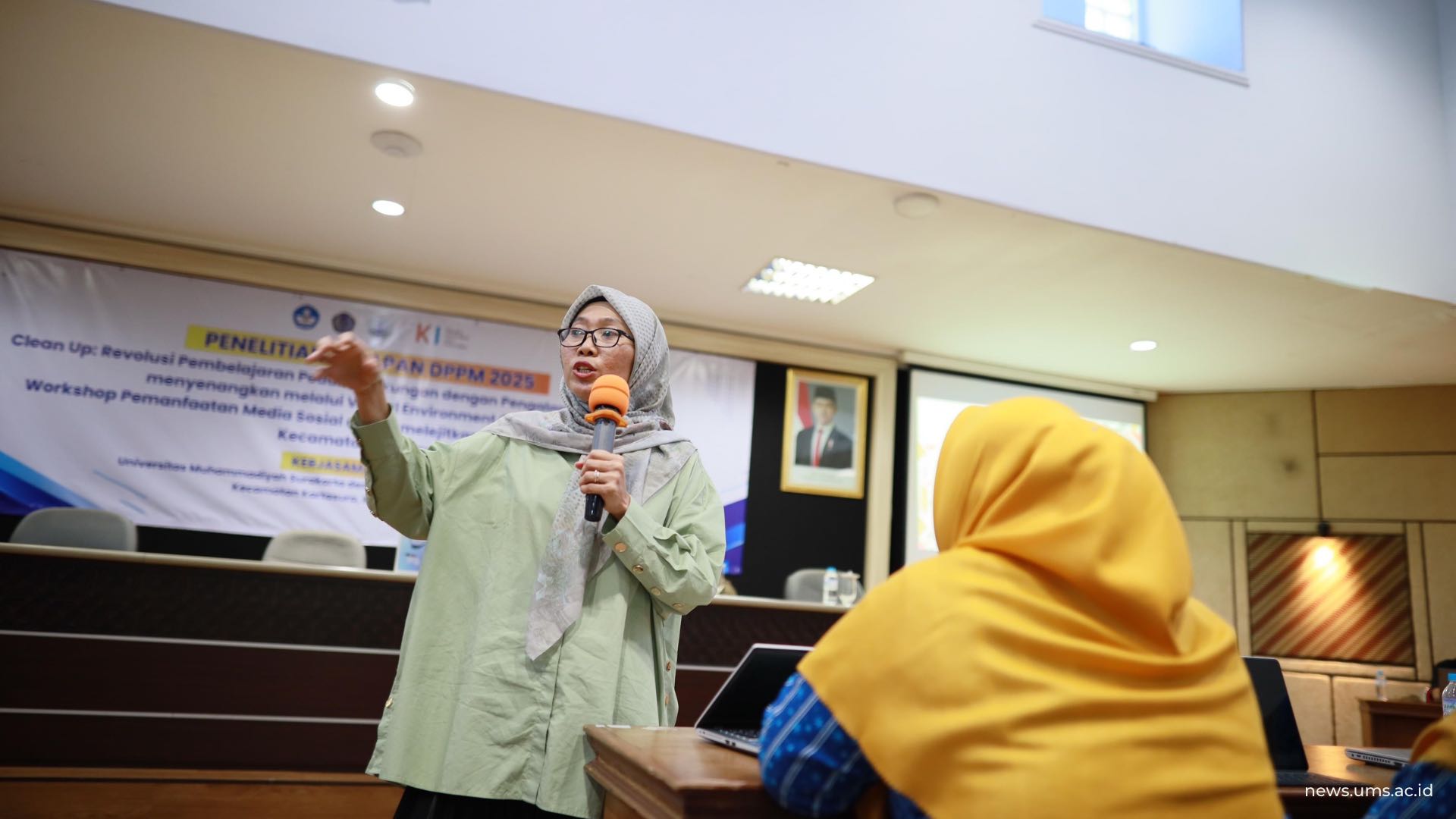 Dosen Ilmu Komunikasi UMS Dr. Dian Purworini, S.Sos., M.M.