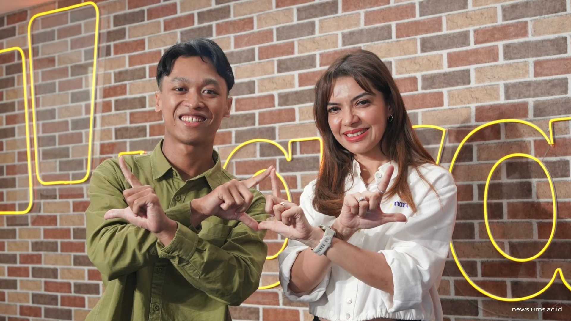 Alumni UMS, Ari Septian, S.Pd Bertemu dengan Najwa Shihab Founder Narasi