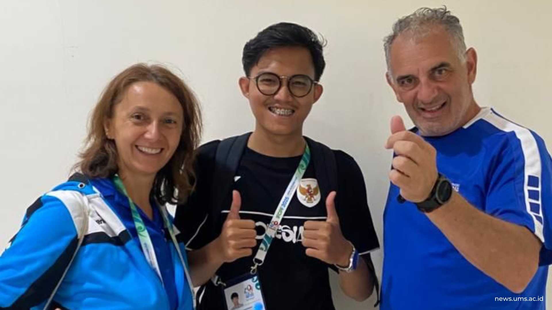 Faris berfoto bersama anggota medis asal Italia, Dr. Aleksandra Strojna (kiri), dan fisioterapis asal Argentina (kanan), Carlos Quero (kanan). Dok.Pribadi
