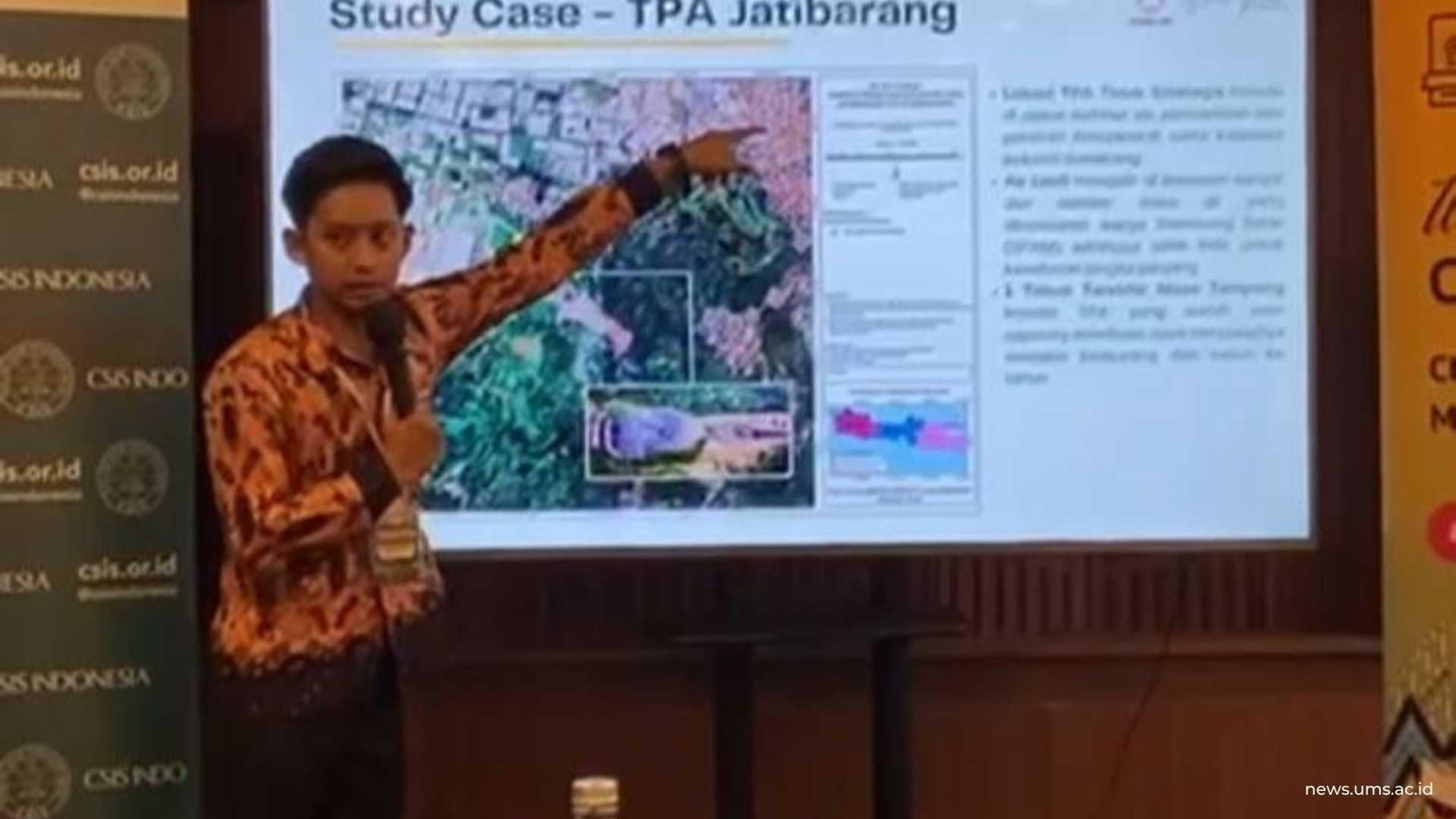 Abi Umaroh, mahasiswa Magister Ilmu Hukum Fakultas Hukum dan Ilmu Politik (FHIP) UMS, saat memaparkan materi dalam ajang Youth Climate Impact Fellowship (YCIF) 2025.
