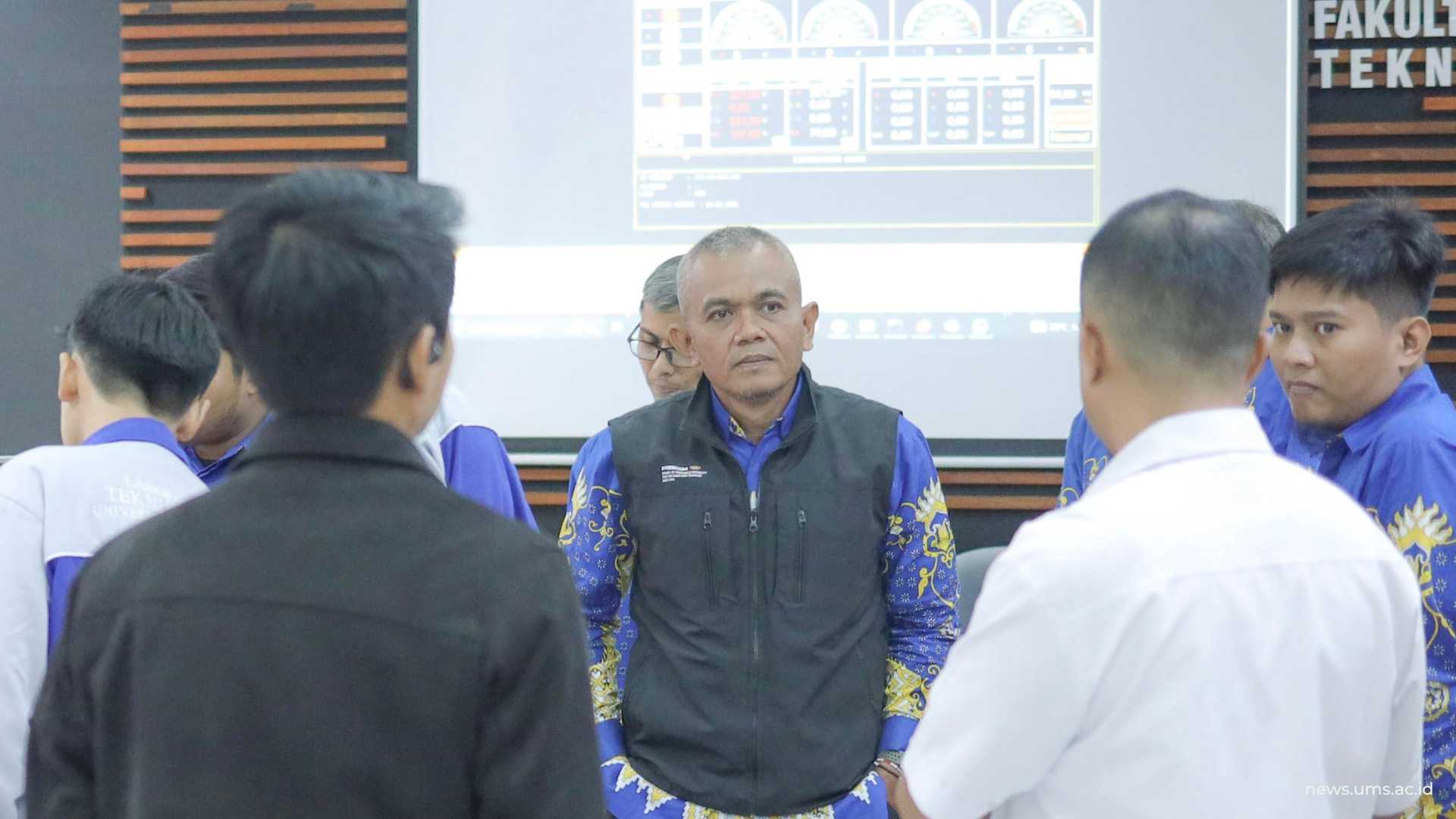 Sekretaris Program Studi Teknik Elektro Kelas Internasional, Dedi Ary Prasetya, S.T., M.Eng