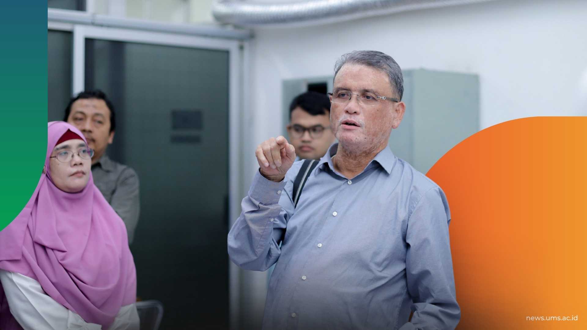 Prof. Dr. Thamrin Usman, DEA, salah satu reviewer LPDP saat Berkunjung ke Laboratorium UMS