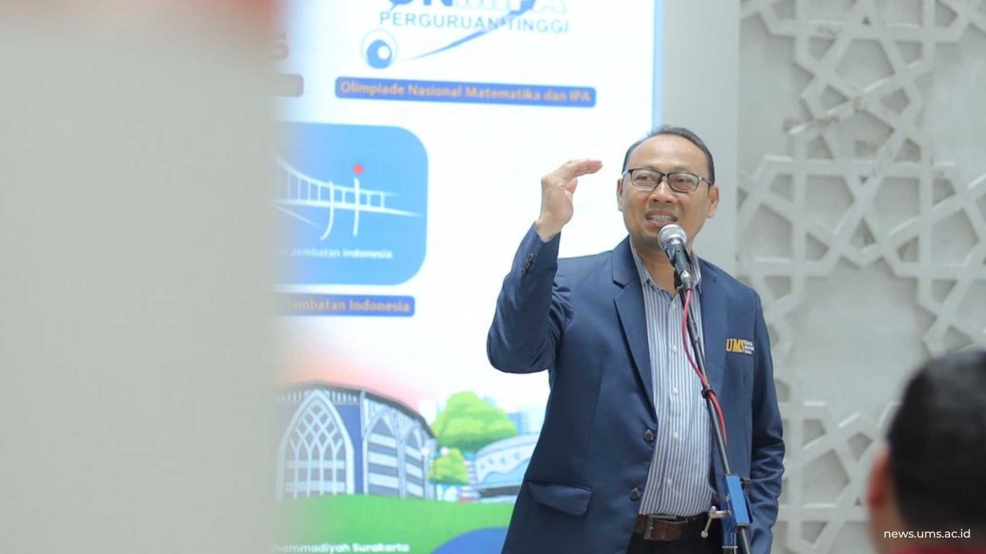 Sambutan dan arahan Wakil Rektor I Bidang Pendidikan, Kemahasiswaan, dan Pengembangan Talenta-Inovasi UMS, Prof. Ihwan Susila, S.E., M.Si., Ph.D., dalam agenda Pelepasan Delegasi KMI EXPO 2025, ONMIPA dan KJI, Selasa (11/11).
