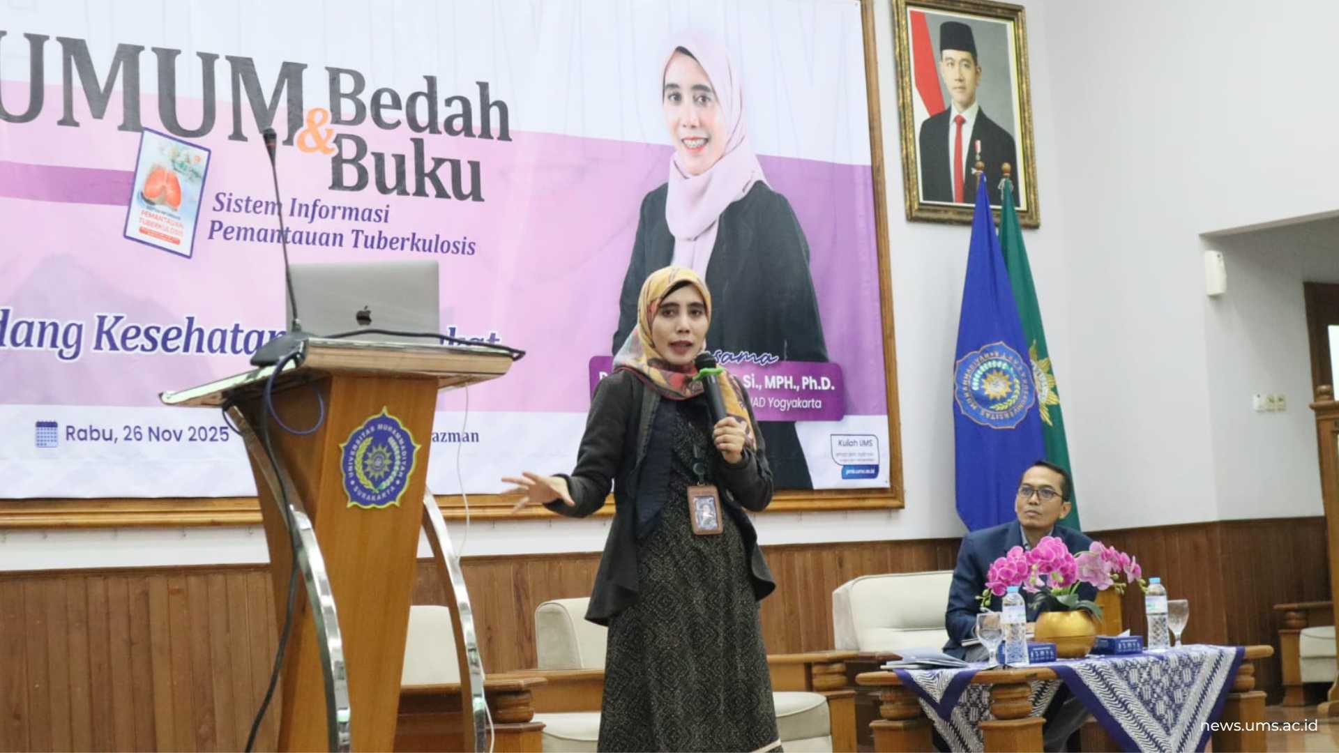 Pemaparan Materi Penerapan GIS dalam Kesehatan Masyarakat Oleh Prof. Sulistyawati, S.si,. M.P.H., Ph.D.