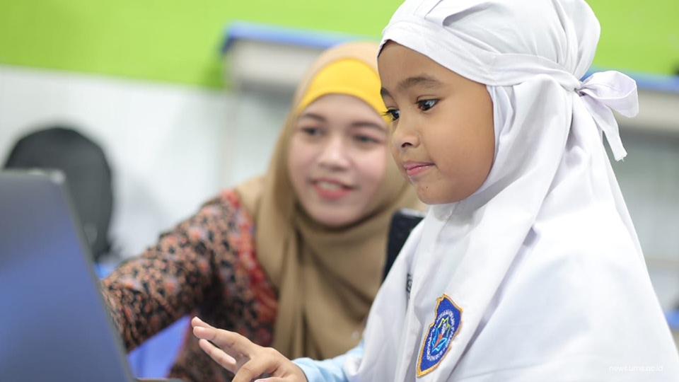 Bukan Sekadar Terima Rapor, Siswa Kelas 1 ICT SD Muhammadiyah Palur Pukau Orang Tua dengan Presentasi Coding Scratch Jr