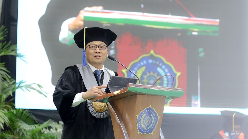Wakil Rektor I UMS, Prof. Ihwan Susila, S.E., M.Si., Ph.D.