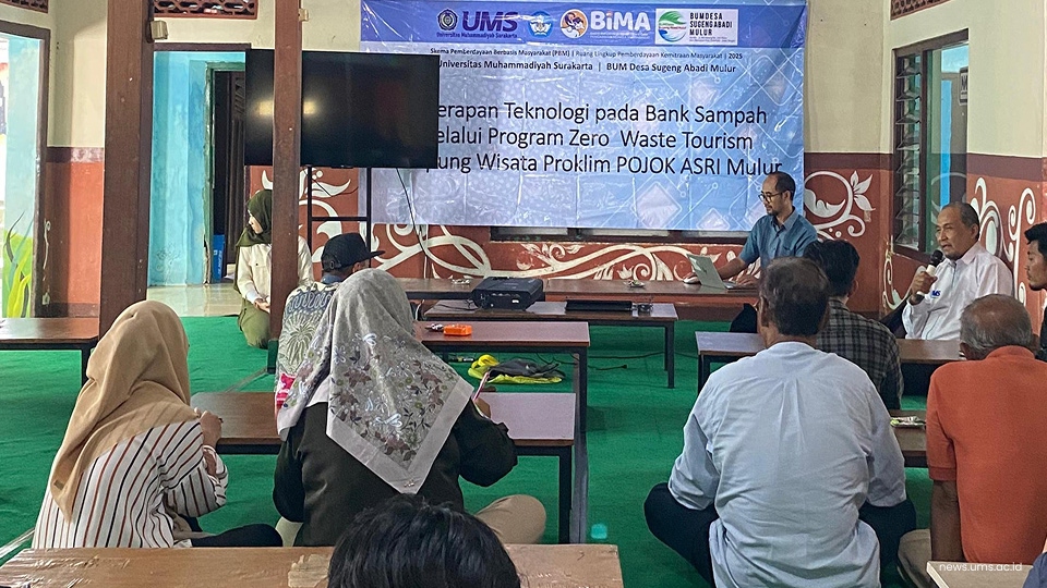 UMS Dorong Ekonomi Sirkular Desa Mulur Lewat Inovasi 3D Printing Sampah Plastik