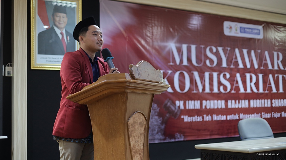 Ketua Umum IMM Cabang Sukoharjo, Anas Asy’ari Nasuha, S.H., secara resmi membuka kegiatan Musykom.