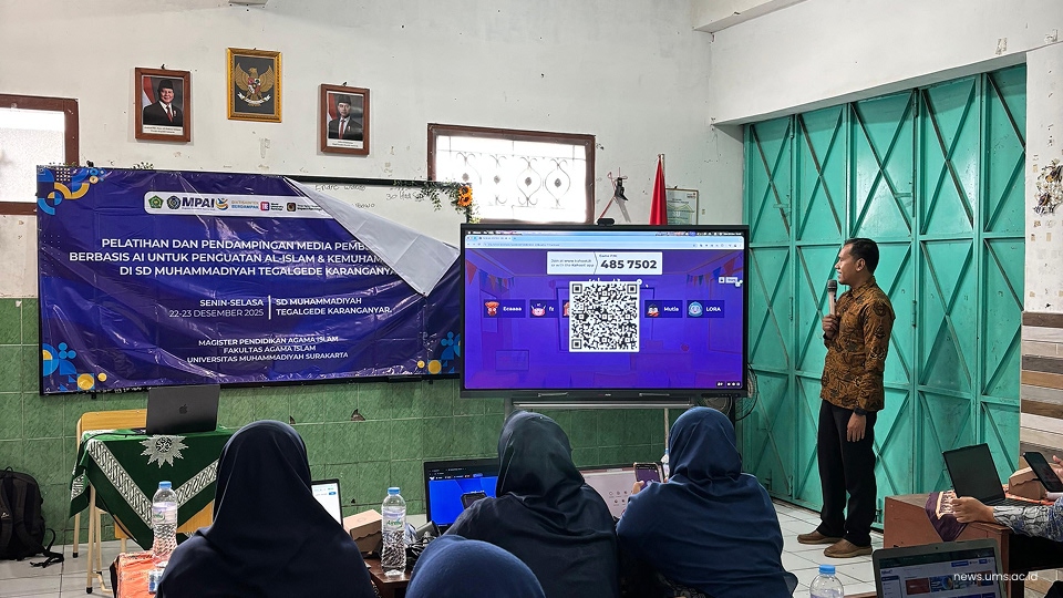 Guru SD Muhammadiyah Tegalgede Dilatih Kembangkan Media Pembelajaran Berbasis AI untuk Penguatan Al-Islam dan Kemuhammadiyahan