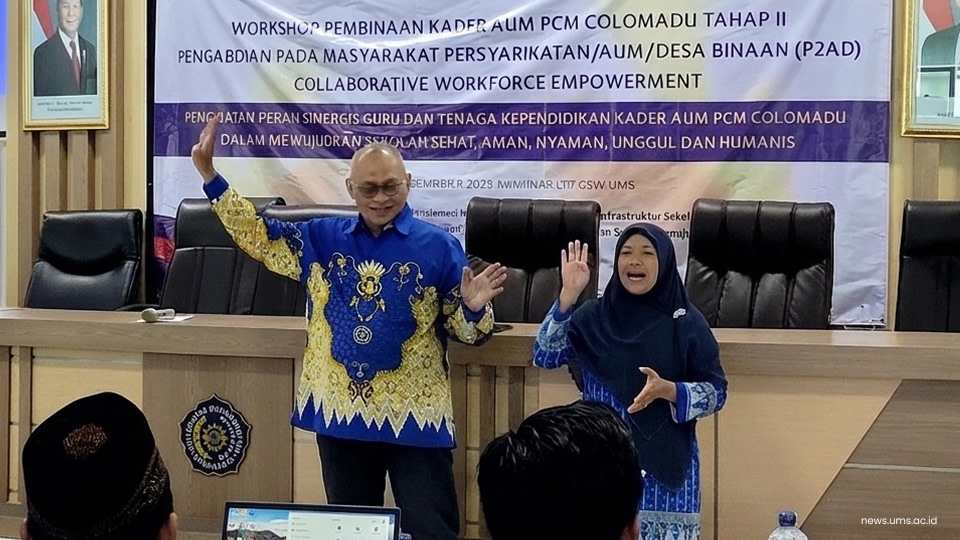 Proses Edukasi Praktis oleh Narasumber Pada Workshop Pembinaan Kader AUM PCM Colomadu