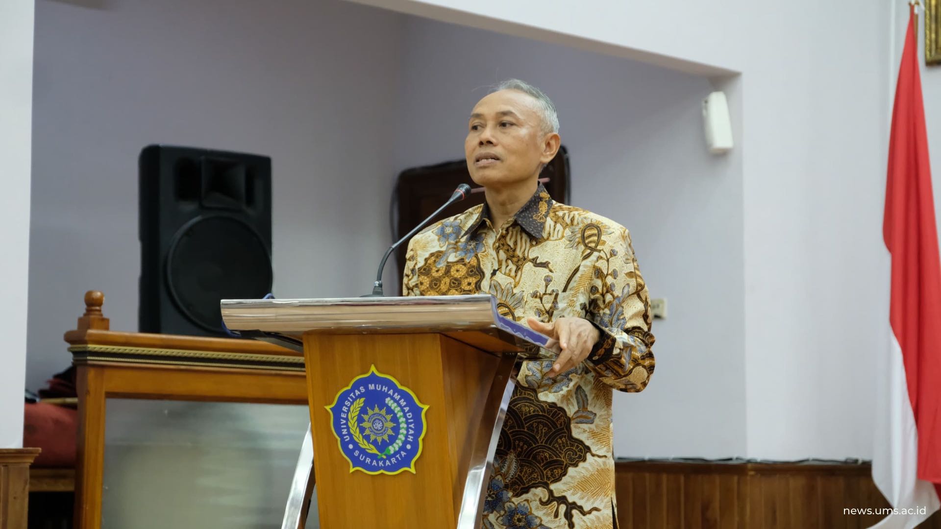 Rektor UMS, Prof. Dr. Harun Joko Prayitno M.Hum.