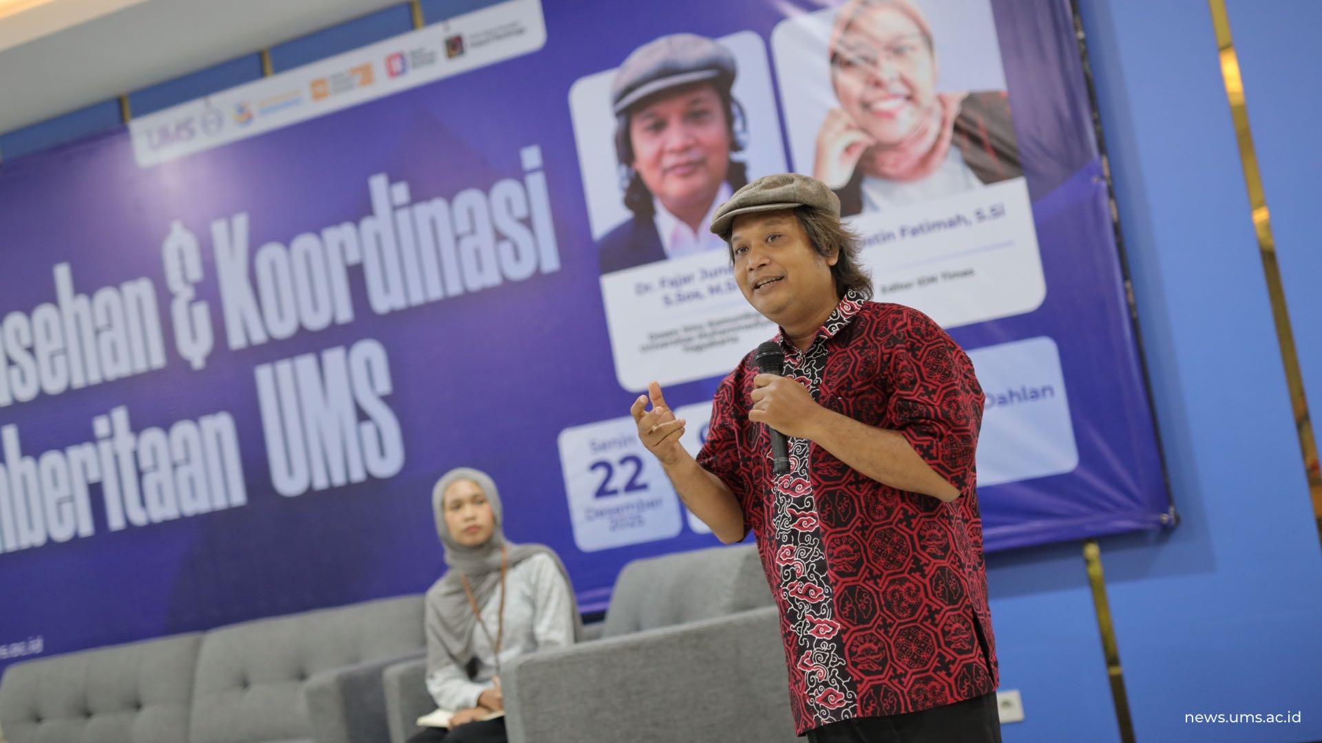 Materi pertama disampaikan oleh Dosen Ilmu Komunikasi Universitas Muhammadiyah Yogyakarta (UMY) Fajar Junaedi, S.Sos., M.Si.