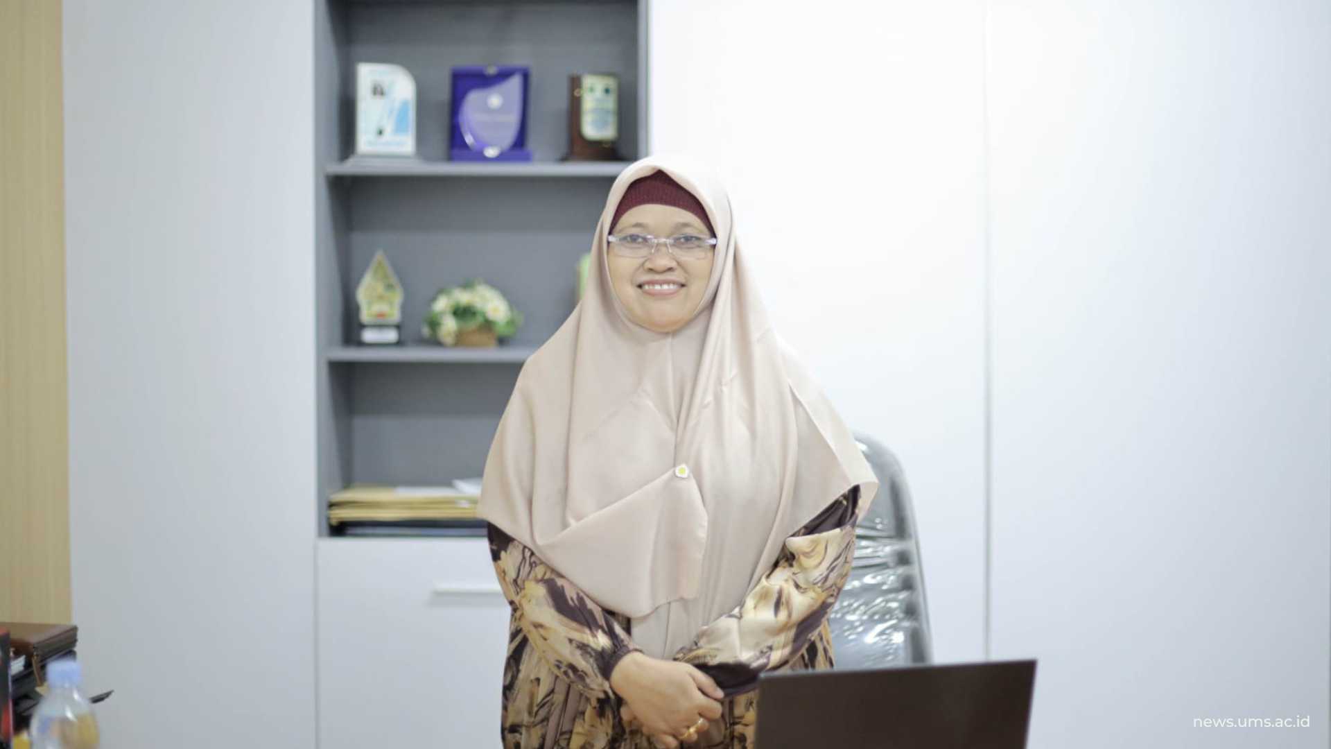 Dekan FKI UMS, Dr. Endah Sudarmilah, S.T., M.Eng.