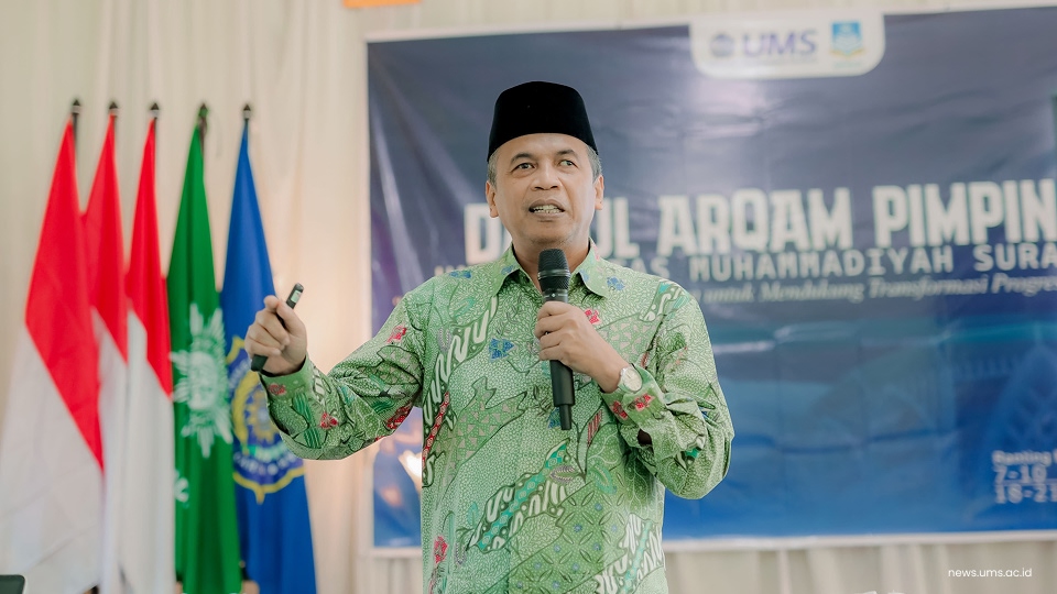 Ketua Pimpinan Pusat (PP) Muhammadiyah Bidang Organisasi, Ideologi, Kaderisasi, dan Pembinaan Angkatan Muda Muhammadiyah, Dr. H. Agung Danarto, M.Ag.
