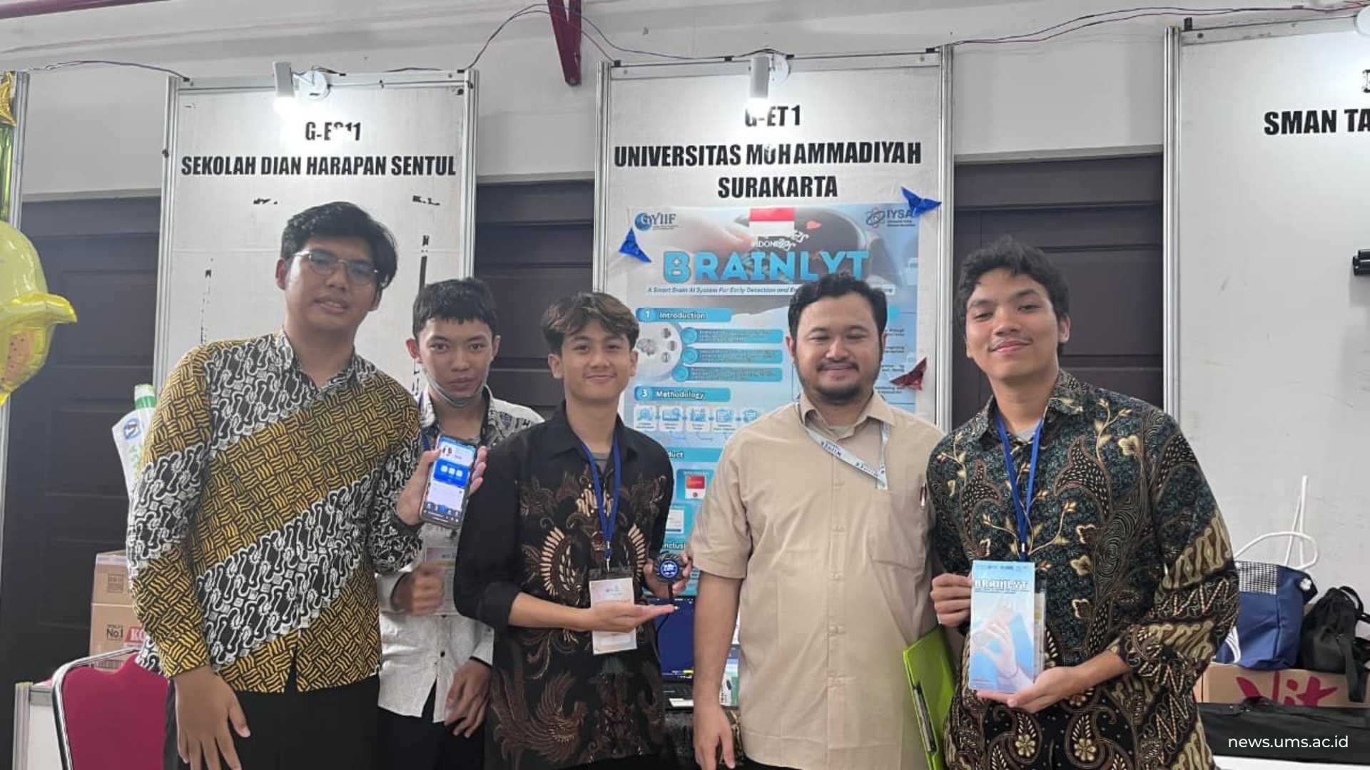 Tim Brainlyt saat berada di booth pameran GYIIF 2026.