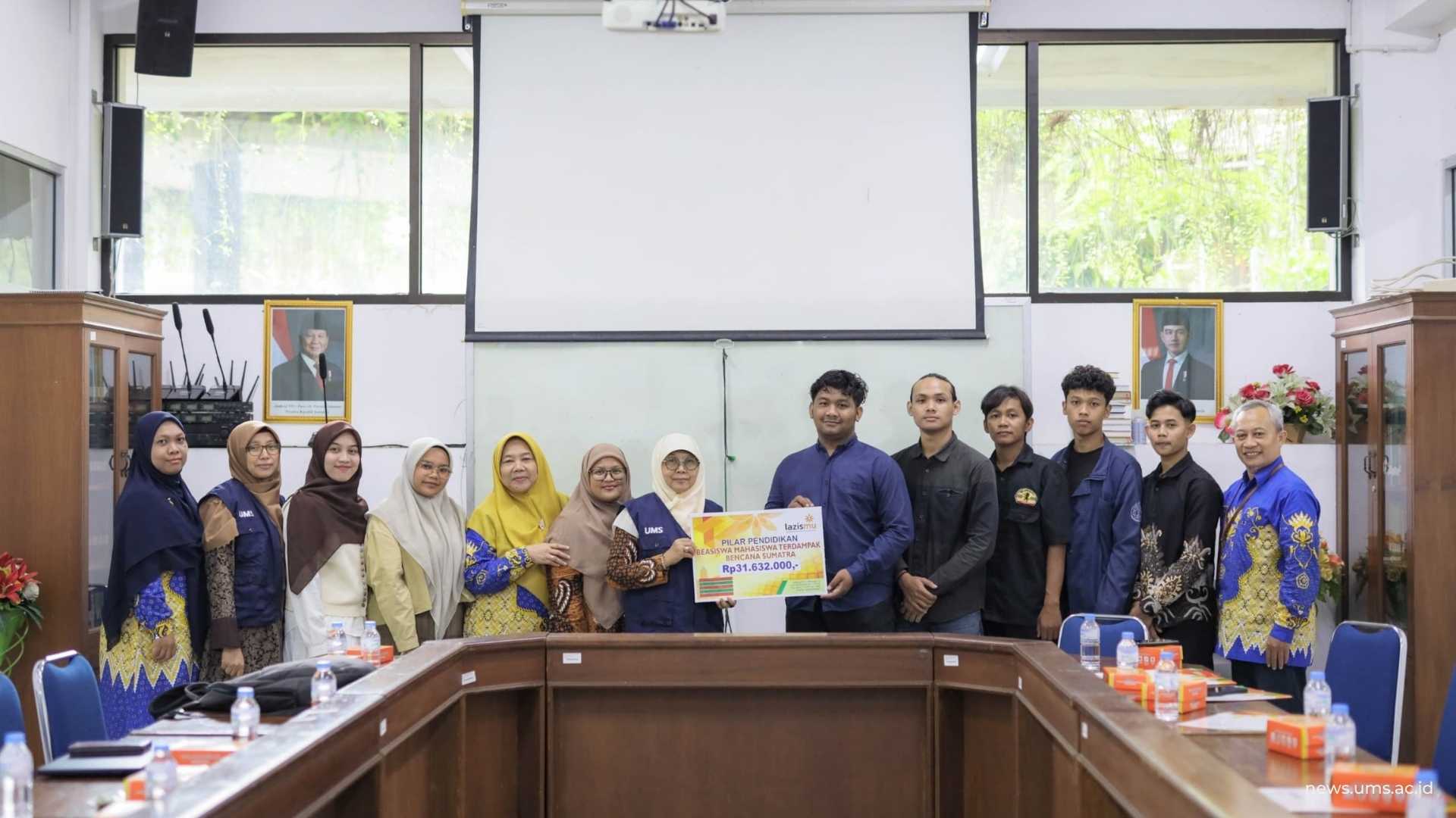 Bencana Tak Halangi Pendidikan, LAZISMU UMS Bantu Mahasiswa Sumatera dengan Beasiswa