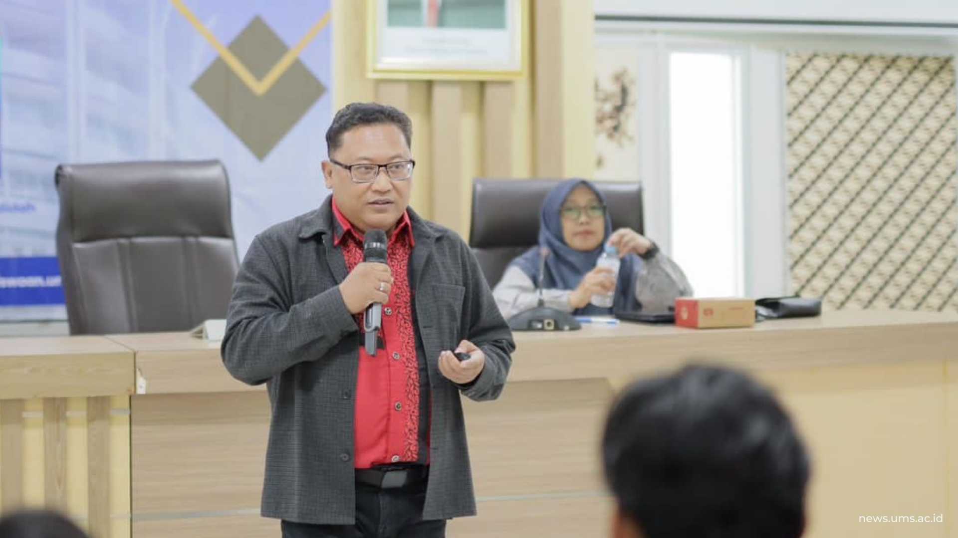 Professional Digital Business Coach Tim P2MW Kemendiktisaintek, Coach Jacob Win, ACC., ST., S.Kom., M.Kom.