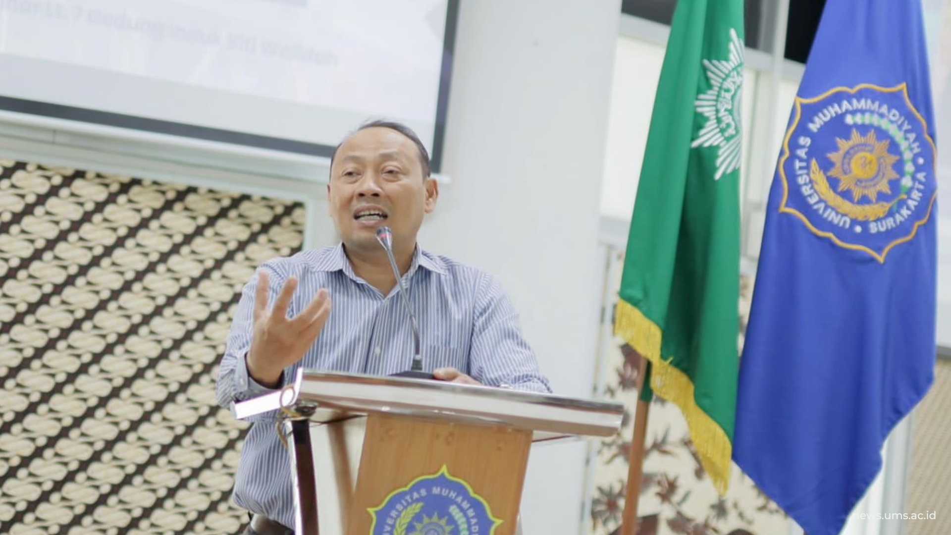 Wakil Rektor I Bidang Pendidikan, Kemahasiswaan, dan Pengembangan Talenta-Inovasi UMS, Prof. Ihwan Susila, S.E., M.Si., Ph.D.