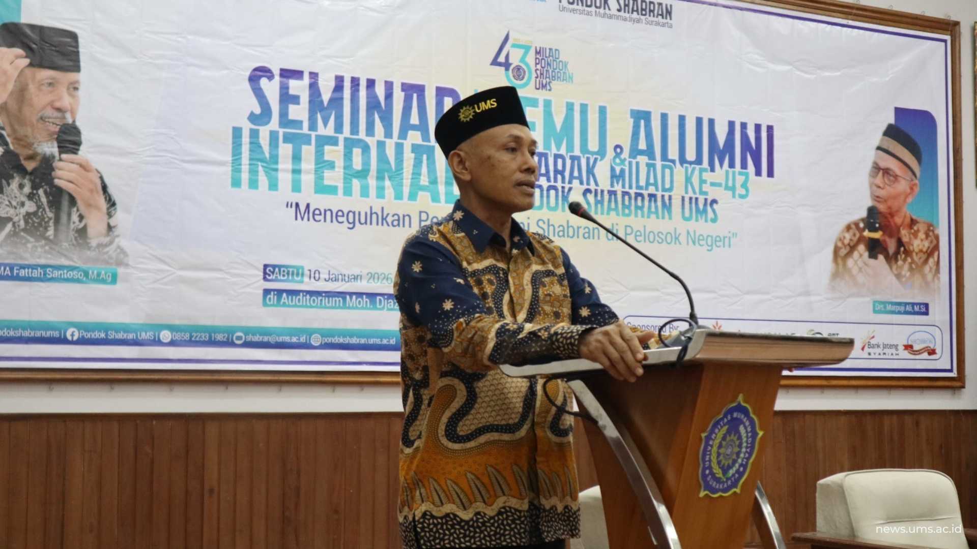 Sambutan oleh Rektor UMS, Prof. Dr. Harun Joko Prayitno, M.Hum., yang sekaligus membuka acara, menegaskan bahwa tema Milad sejalan dengan misi UMS dalam melahirkan insan intelektual yang peka terhadap realitas sosial dan kebutuhan masyarakat.