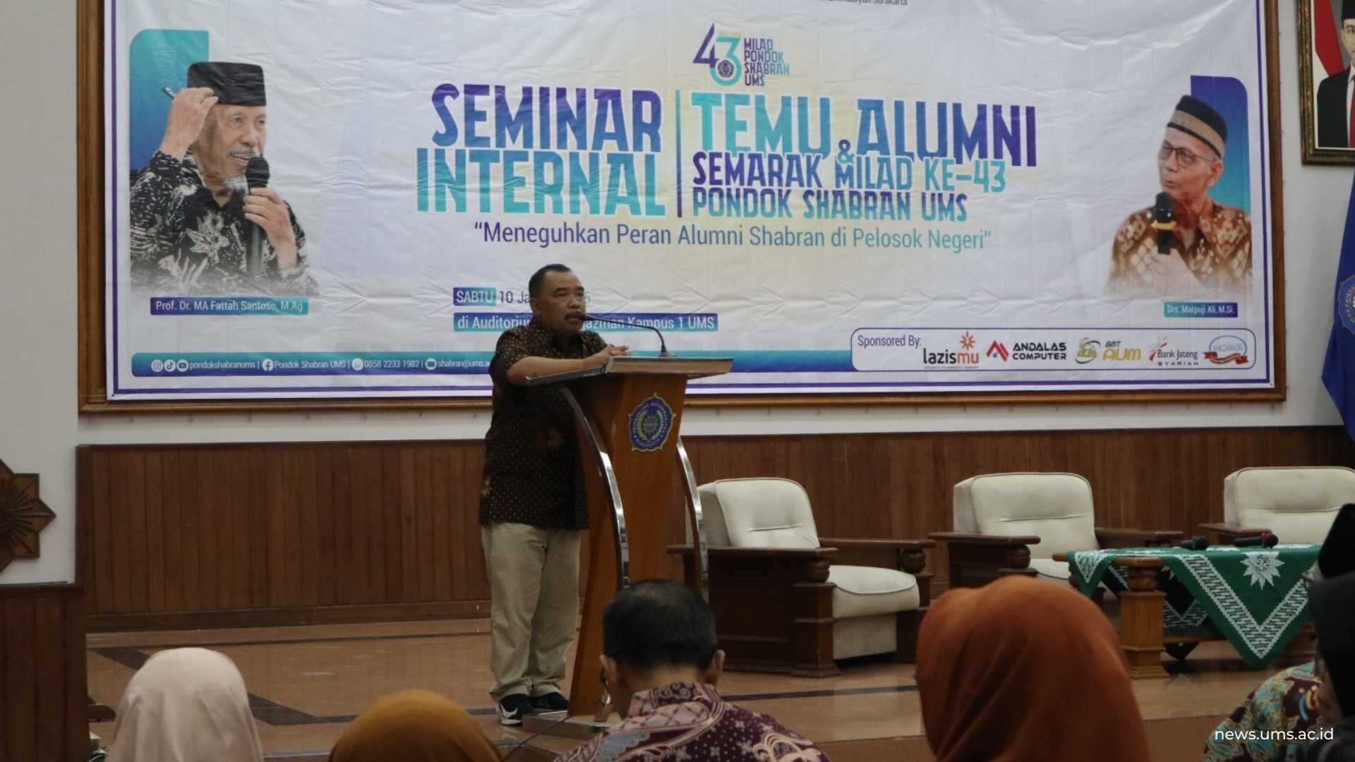 Sambutan oleh Ketua Ikatan Alumni (IKA) Pondok HNS, Dr. Masmedia Pinem, M.Ag.