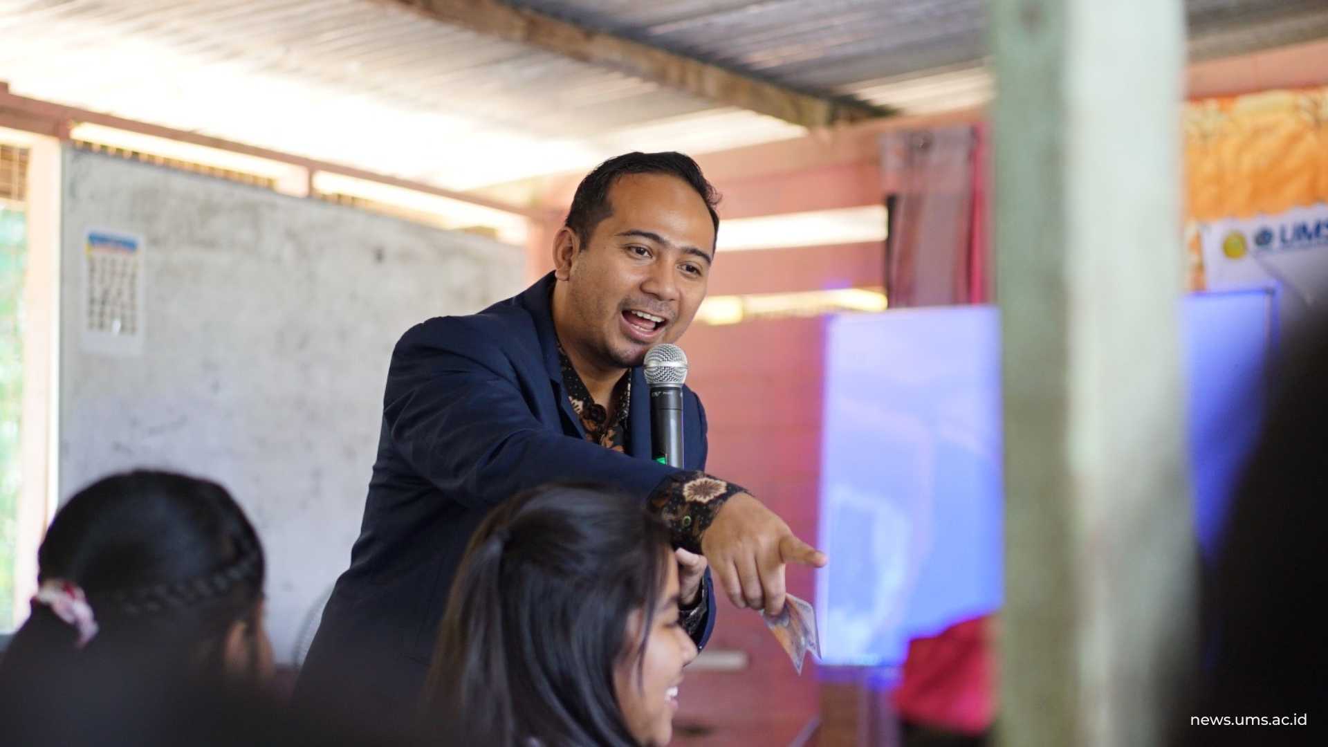 Tim KKN Dik FKIP UMS diketuai oleh M. Fahmi Johan Syah.,Ph.D