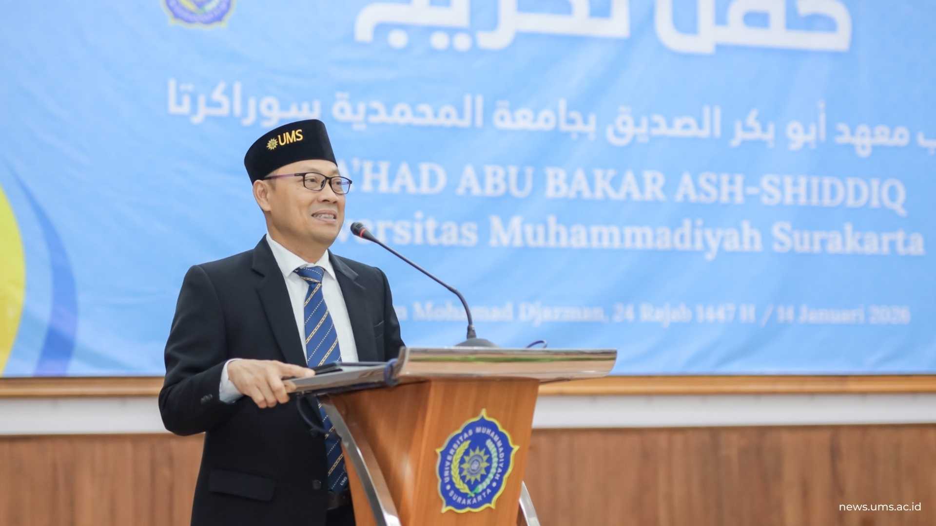Wakil Rektor I UMS, Prof. Ihwan Susila, S.E., M.Si., Ph.D.