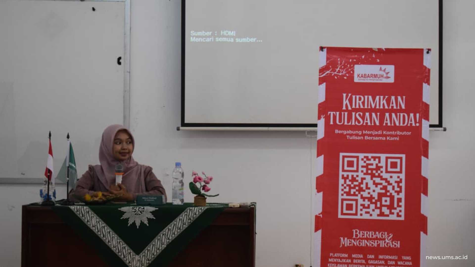 Penyampaian materi oleh Fika Annisa’ Sholihah, S.Ars., M.Arch.