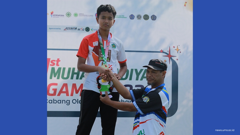saat prosesi Upacara Penghargaan Peserta bersama Dr. Maezi Muhammadi Zee Pimpinan PP Panahan Muhammadiyah