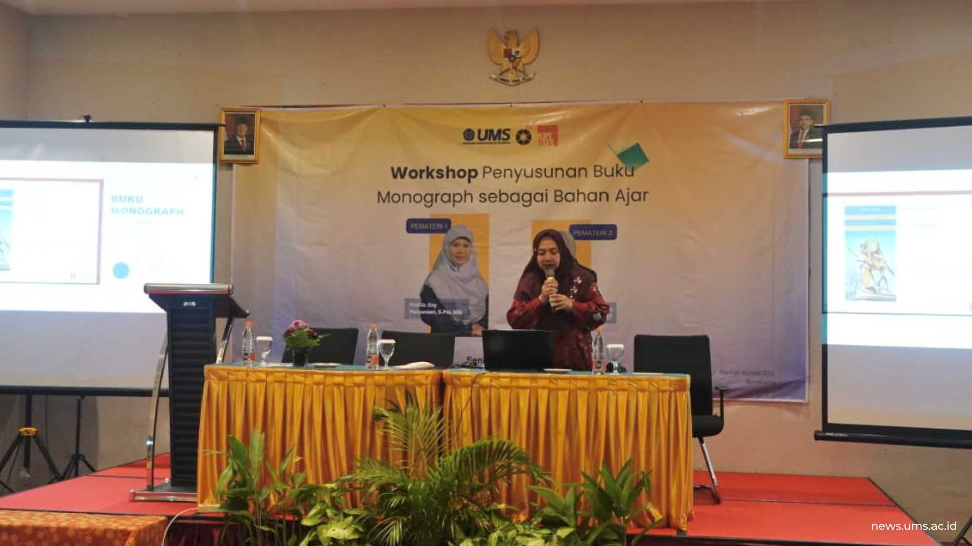 Penyampaian Materi oleh Prof. Dr. Ir. Widyastuti Nurjayanti, M.T., dari Arsitektur UMS