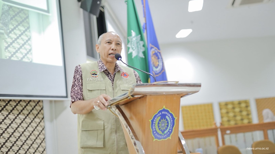 Kepala Bidang Pencegahan dan Kesiapsiagaan BPBD Provinsi Jawa Tengah, Drs. Wahyudi Fajar, M.Si., memaparkan kondisi geografis Jawa Tengah