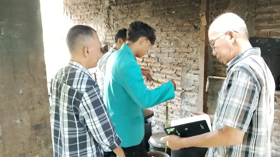Pengukuran Dan Penyesuaian Kebutuhan Alat Kukusan Ecoprint