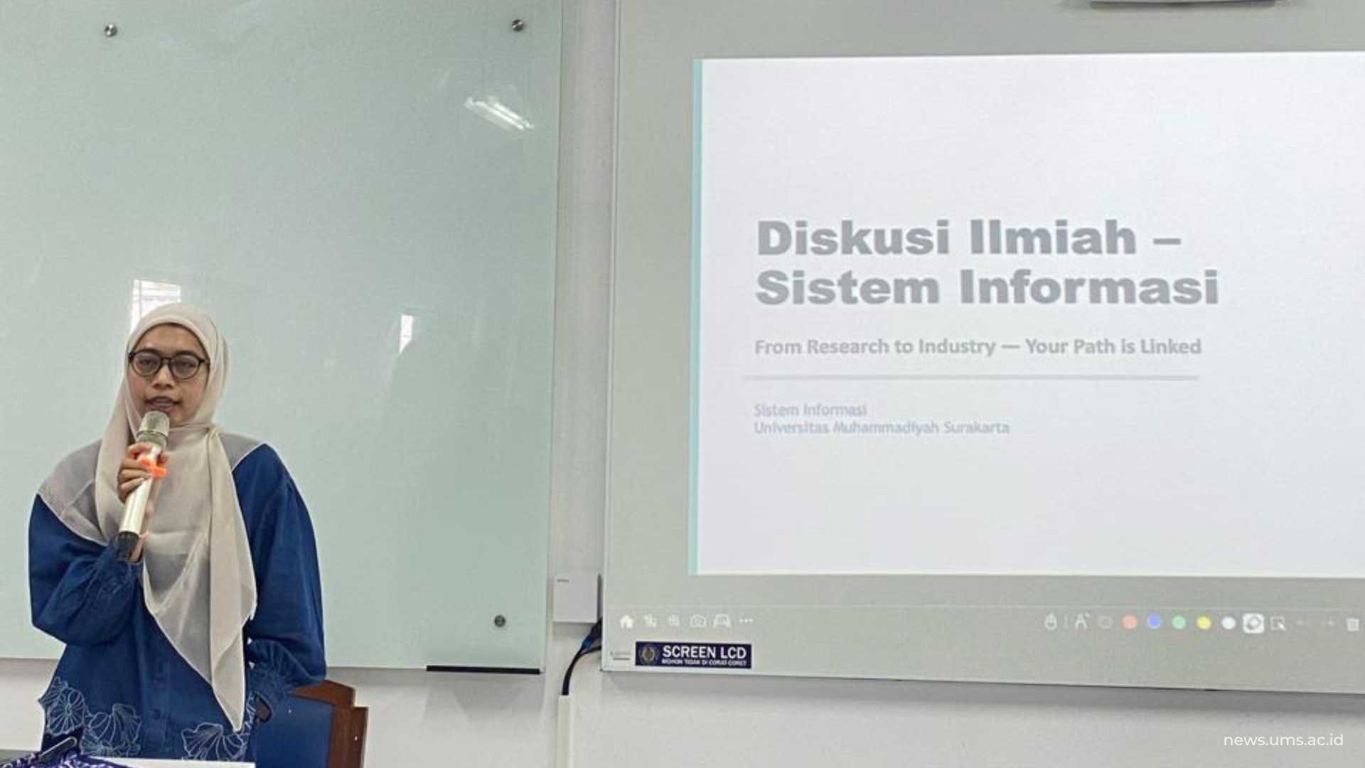 Sesi diskusi ilmiah dosen dan mahasiswa SIF