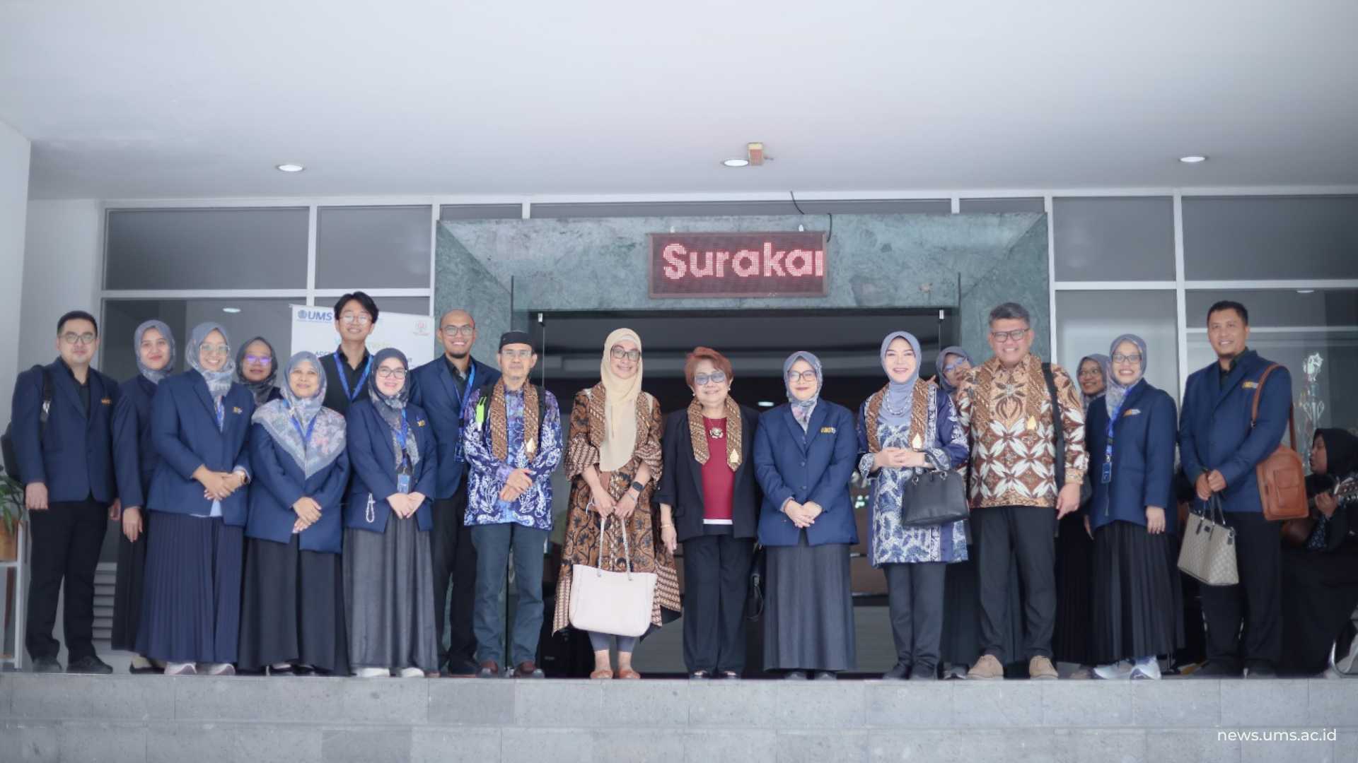Penyambutan tim asesor IAAHEH di Fakultas Kedokteran UMS