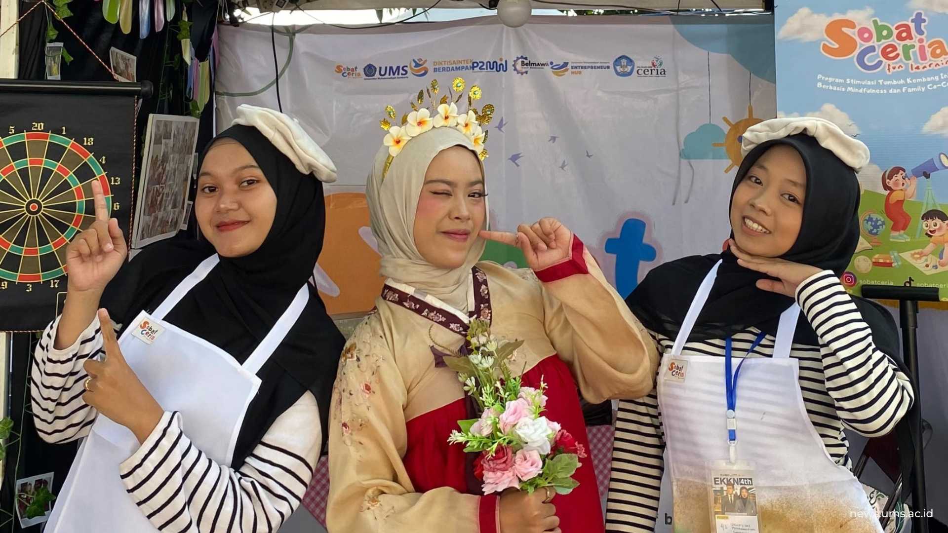3 Mahasiswi PG-PAUD UMS berhasil meraih Juara 2 Kategori Jasa dan Perdagangan dalam ajang EKKN ke-4 Tahun 2026 yang diselenggarakan oleh Universitas Tidar (UNTIDAR), Magelang