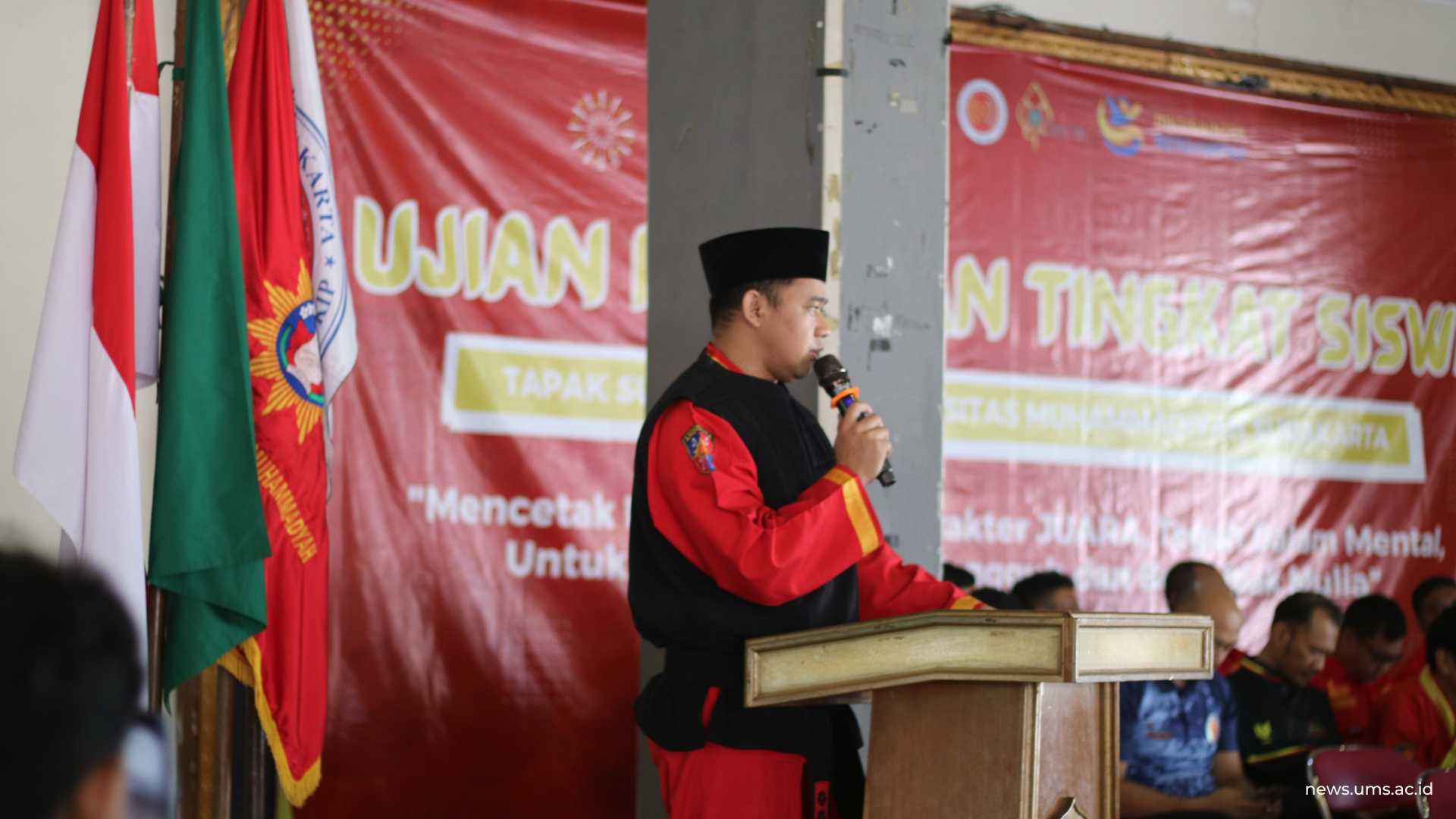 Ketua Prodi Pendidikan Jasmani FKIP UMS sekaligus dosen pengampu mata kuliah Tapak Suci, Dr. Eko Sudarmanto, S.Pd., M.Or., P.Mdy