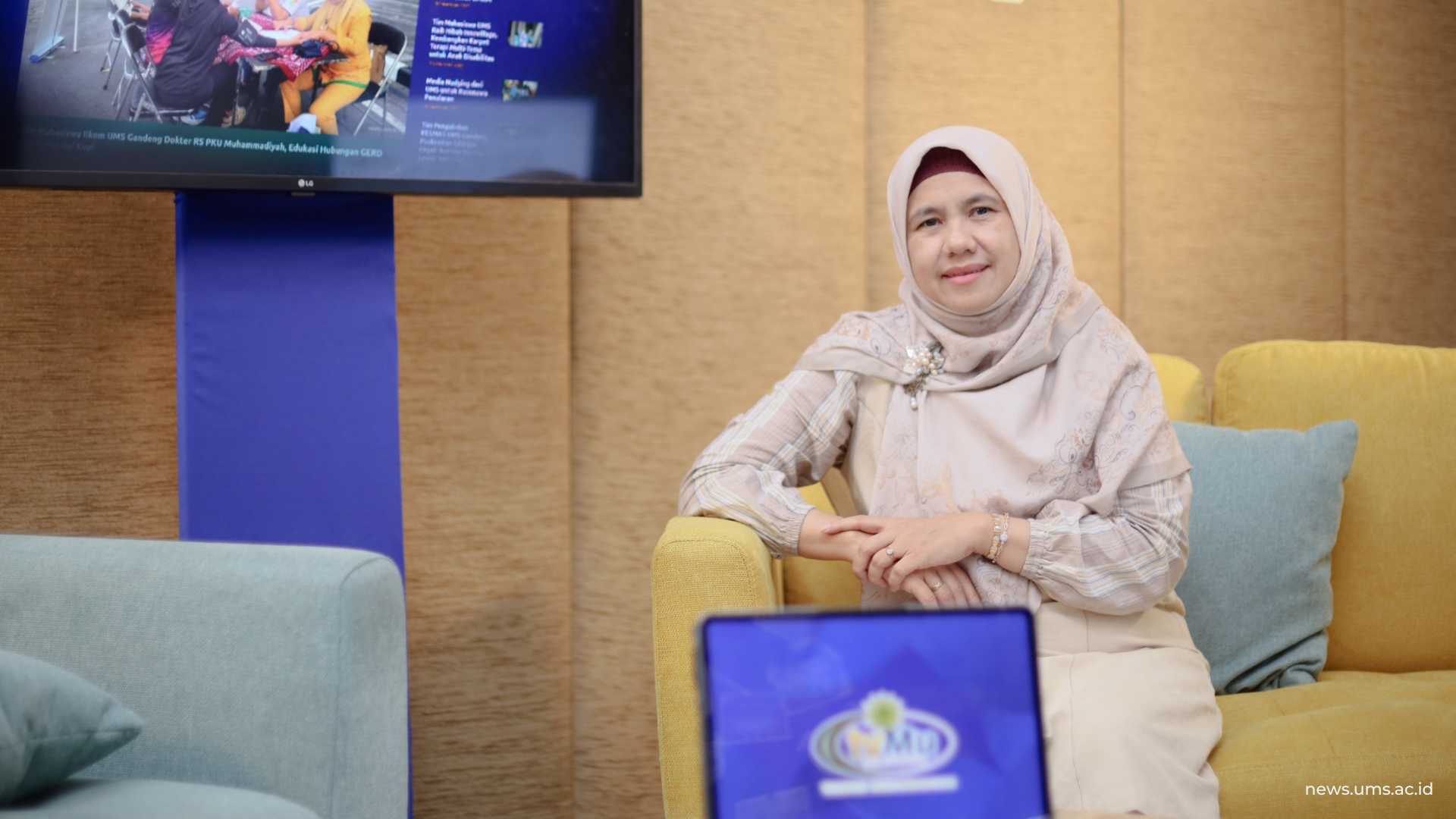 Dosen Fakultas Farmasi UMS, Maryati, M.Si., Ph.D., S.Si., Apt.