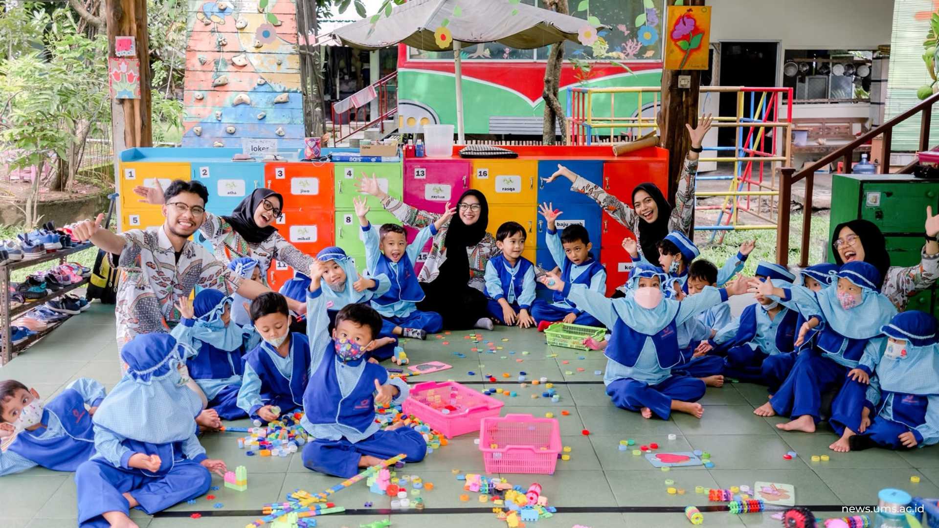Ilustrasi, Anak usia dini belajar melalui kemampuan sensorik dan motorik
