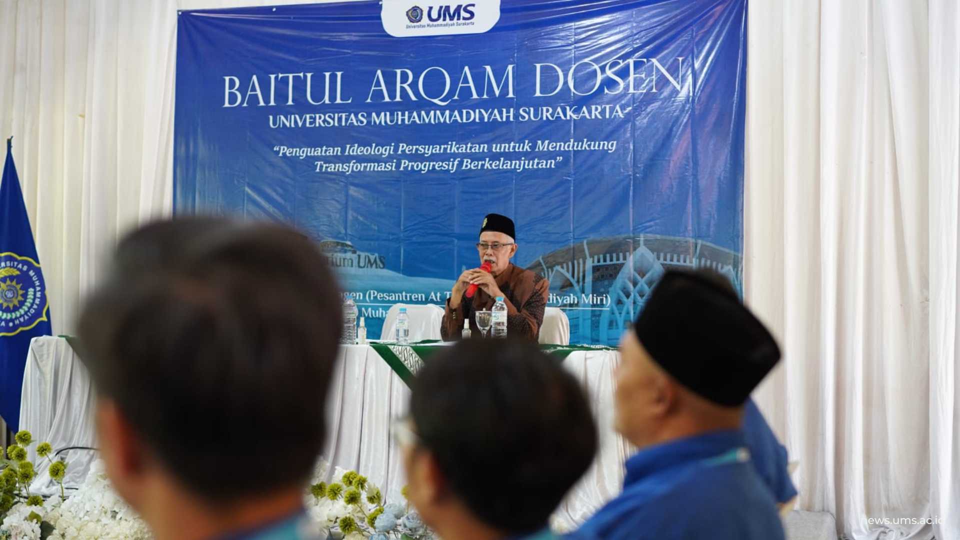 Penyampaian materi oleh K.H. Kowam Karim, B.A., selaku Pimpinan Daerah Muhammadiyah (PDM) Sragen