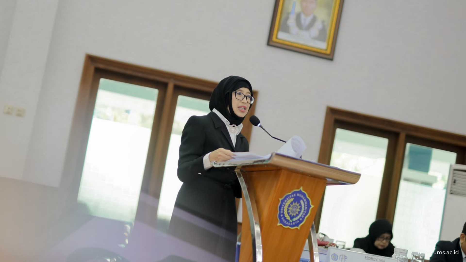 Marita Fatimah Memaparkan Hasil Disertasi pada Sidang Terbuka Promosi dan Pengukuhan Doktor Ilmu Hukum UMS