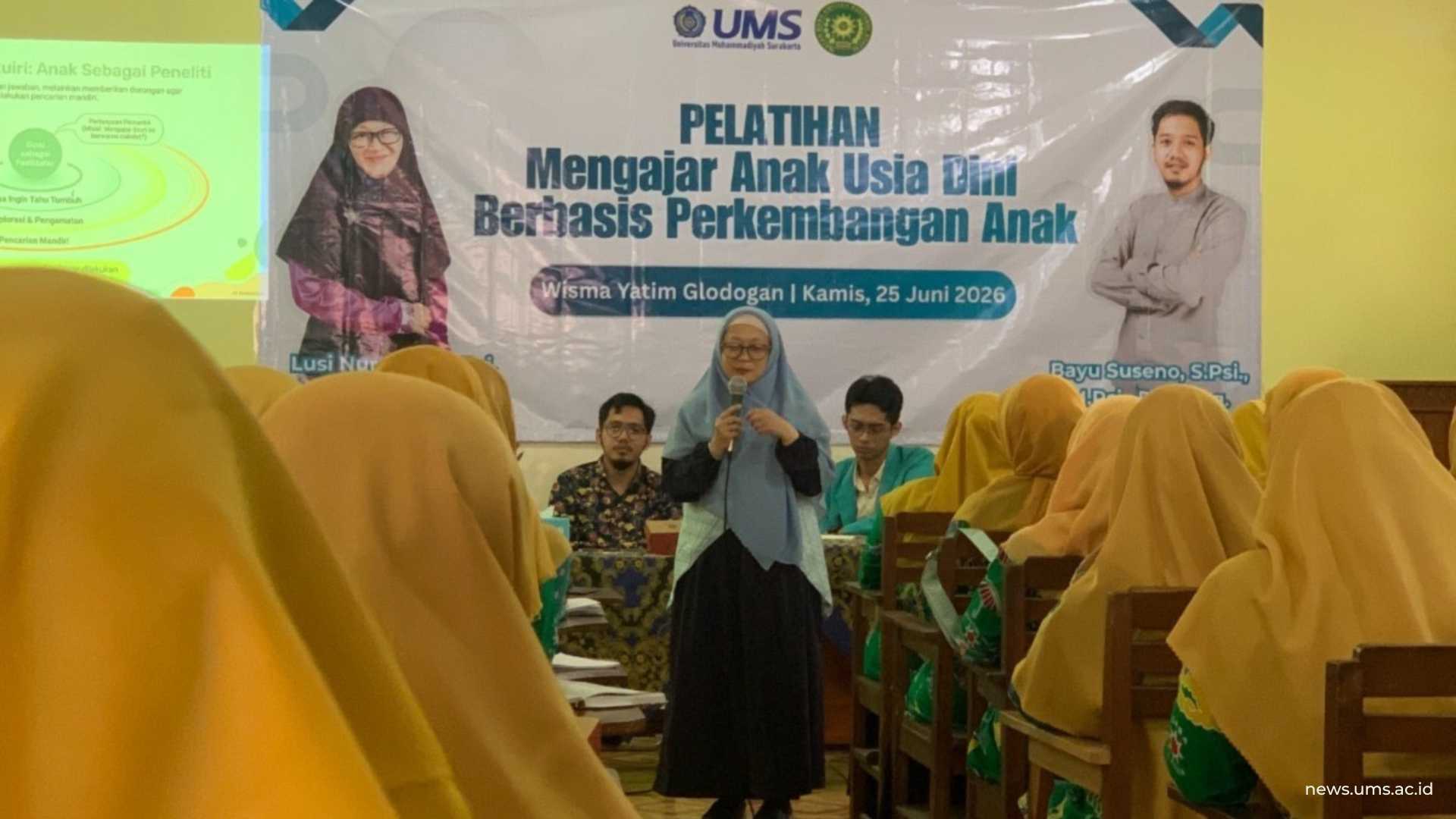 Pemaparan materi oleh Lusi Nuryanti, M.Si., Ph.D.