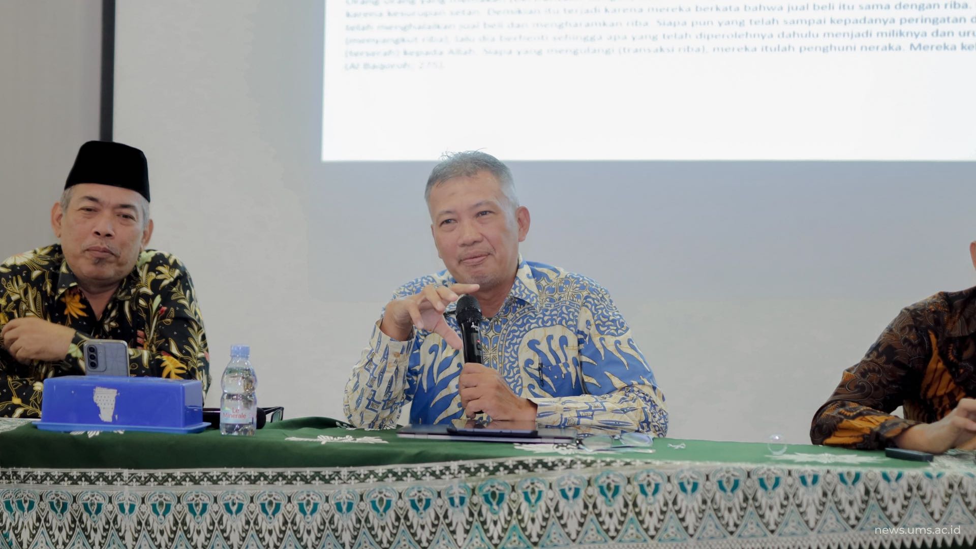 Penyampaian materi oleh Imron Rosyadi, S.E., M.Si.