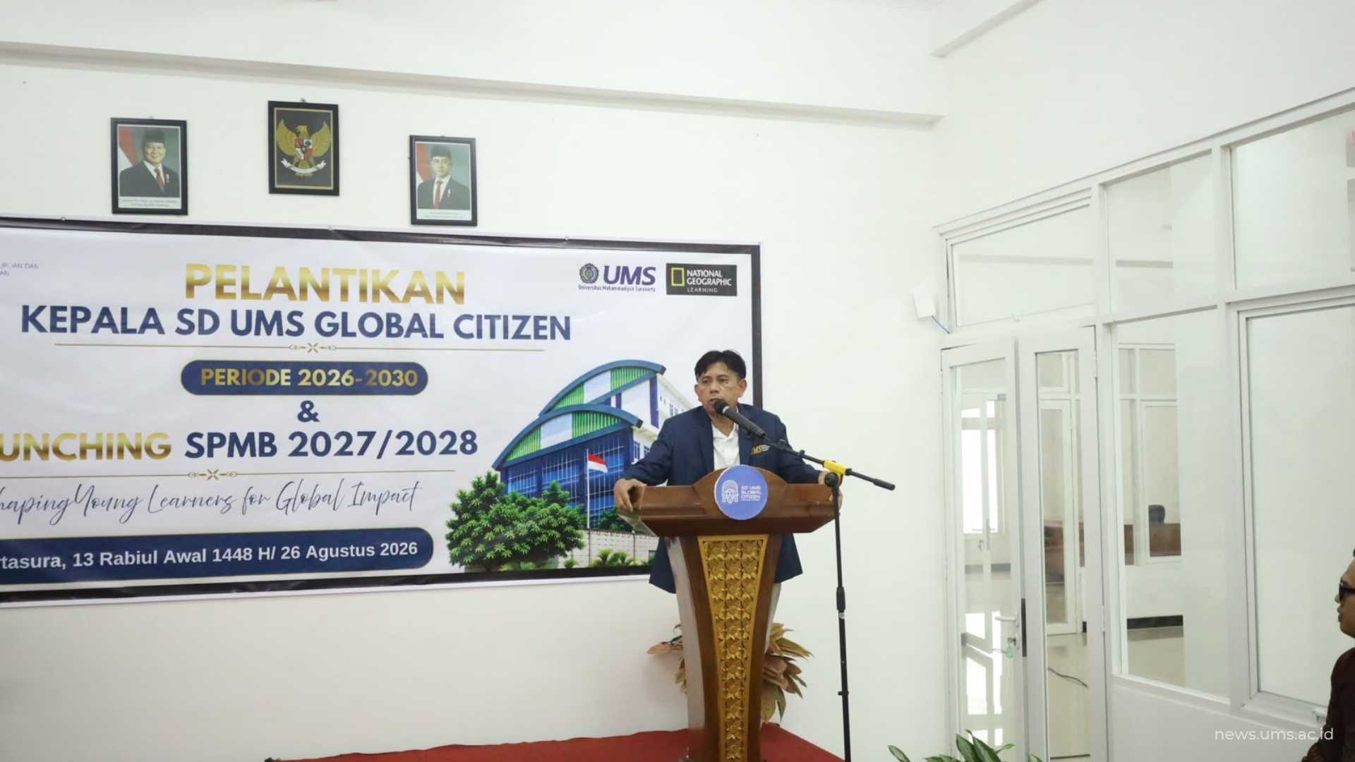 Wakil Rektor IV UMS, Prof. Dr. dr. Em Sutrisna, M.Kes.